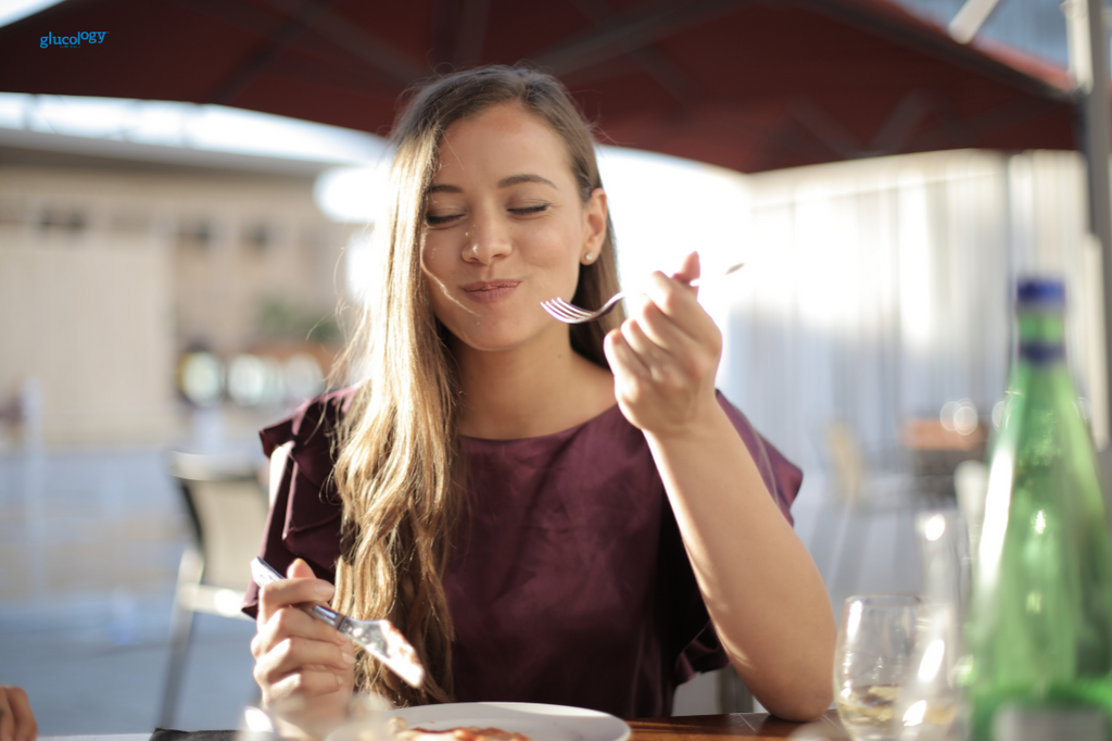 Mindful eating and food choices impact physical and emotional health and blood glucose levels. Discover how conscious eating improves diabetes management and overall well-being.