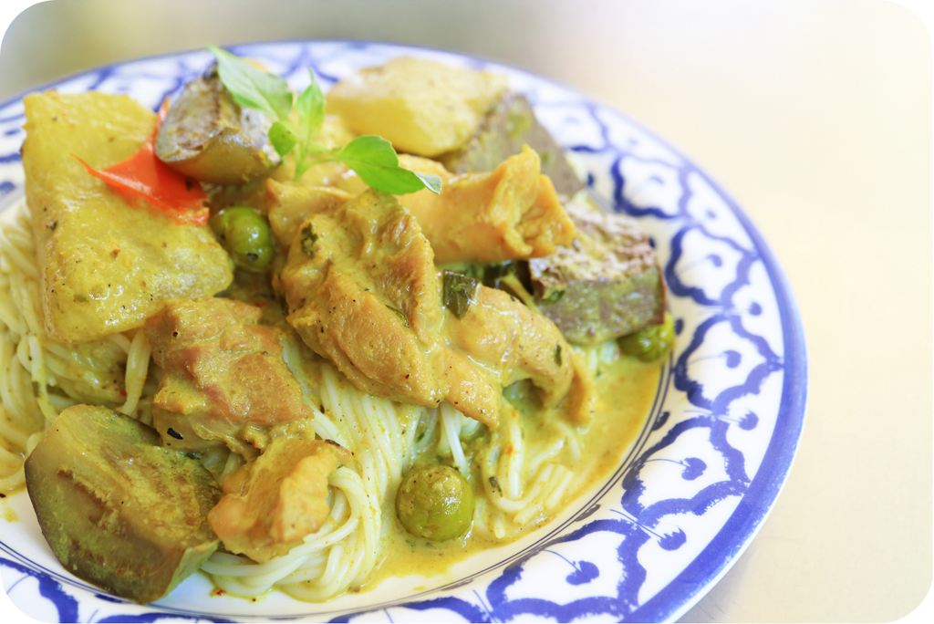 Glucology_Healthy Green Chicken Curry for Diabetes